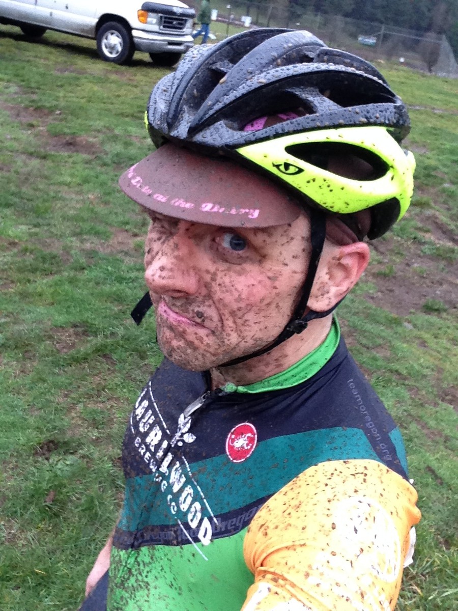 Selfie in Laurelwood/Team O kit spattered with mud