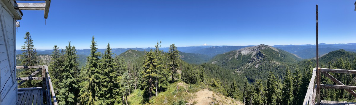 Pano on the north face of the tower