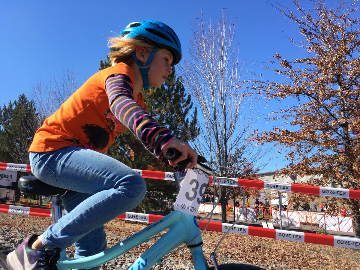 2017: Iris shows serious grit on her tiny commuter in the heavy dust