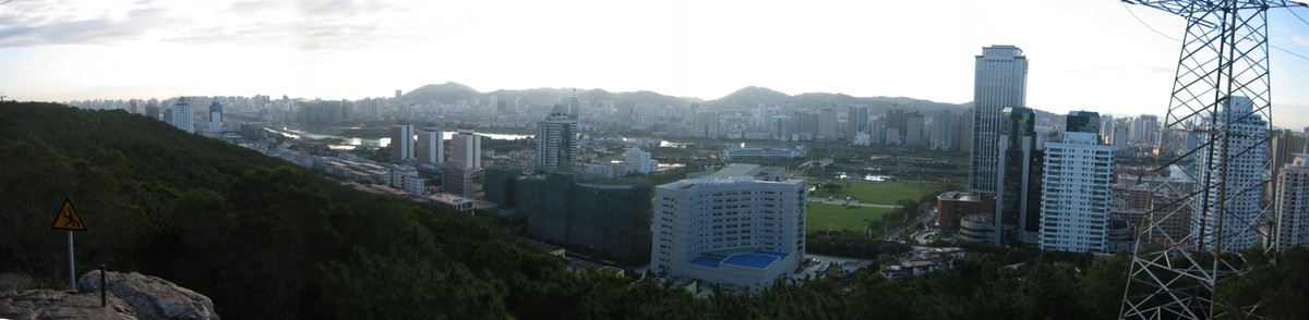 Panorama of the saltwater lake in Xiamen from Huweishan park