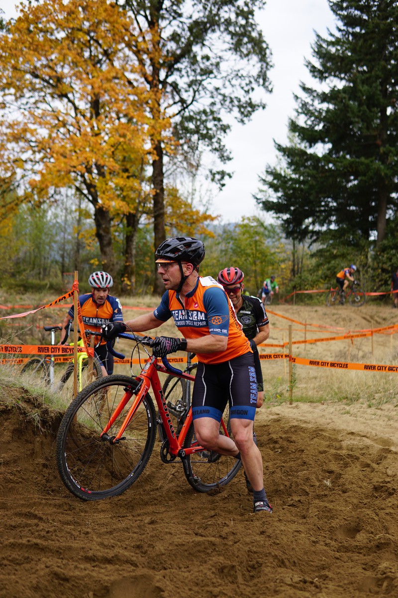 Me at Cascade Locks, 2019; photo by Jordy Wilson (instagram.com/eljordito/)