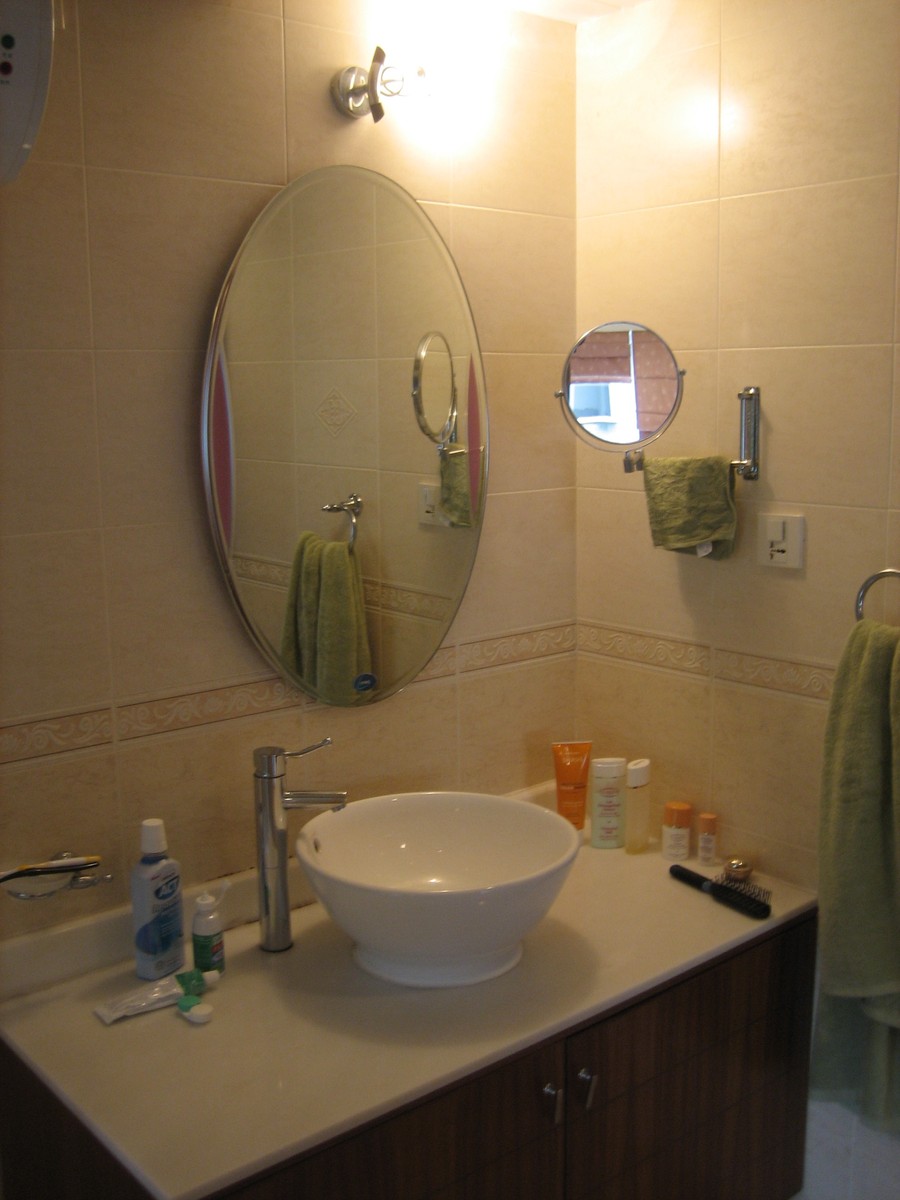 Xiamen apartment master bath (2)