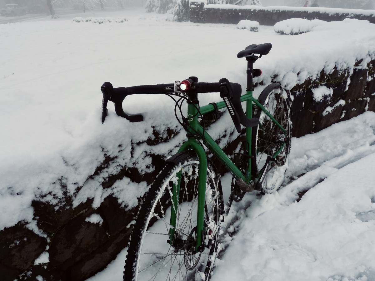 Gunnar Fastlane bicycle in the snow on Council Crest