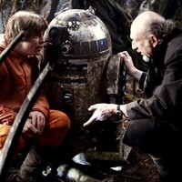 Mark Hamill, Irvin Kershner, and Kenny Baker (in costume as R2D2), on the Dagobah set